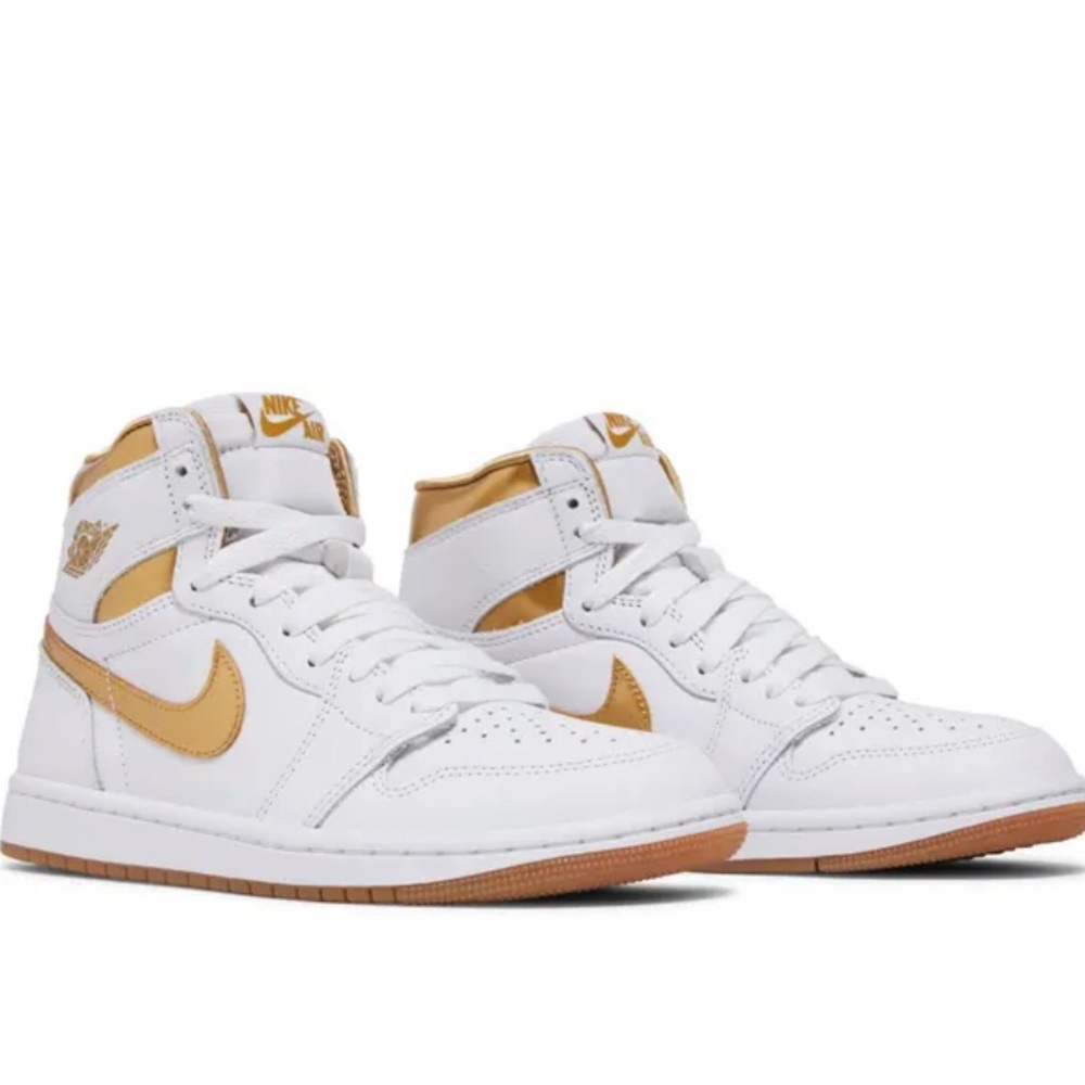 Air Jordan 1 Reto White and Gold High-Tops